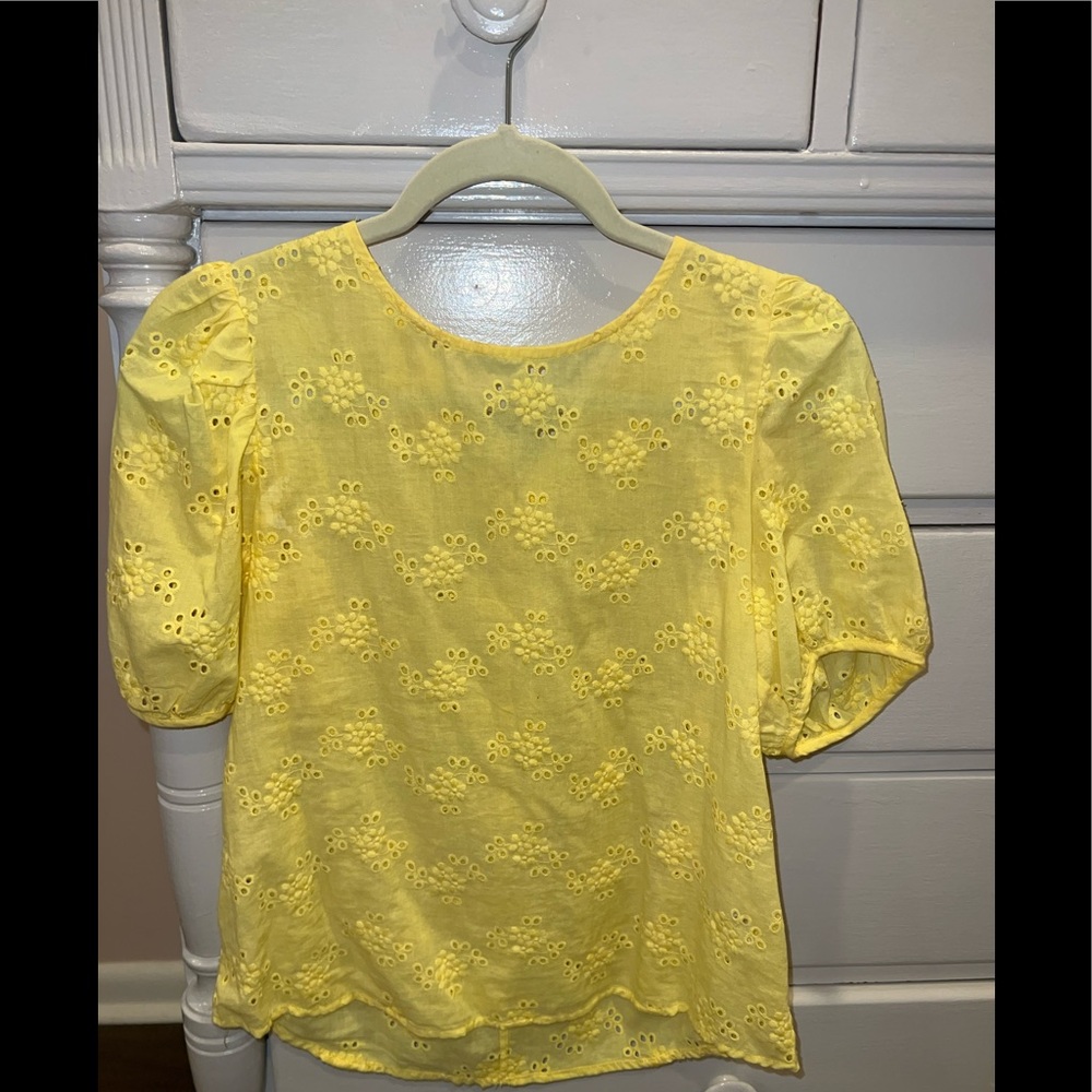 Size small